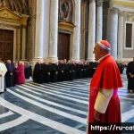 Home 13 가톨릭과 평화 운동 - A deeply inspiring and panoramic image illustrating the timeless influence of the Vatican's social t...